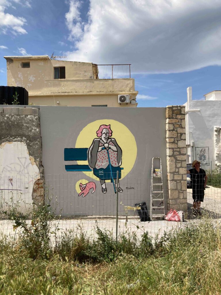 mam yesmaem tina mamczur mural lakkos, cat and old lady